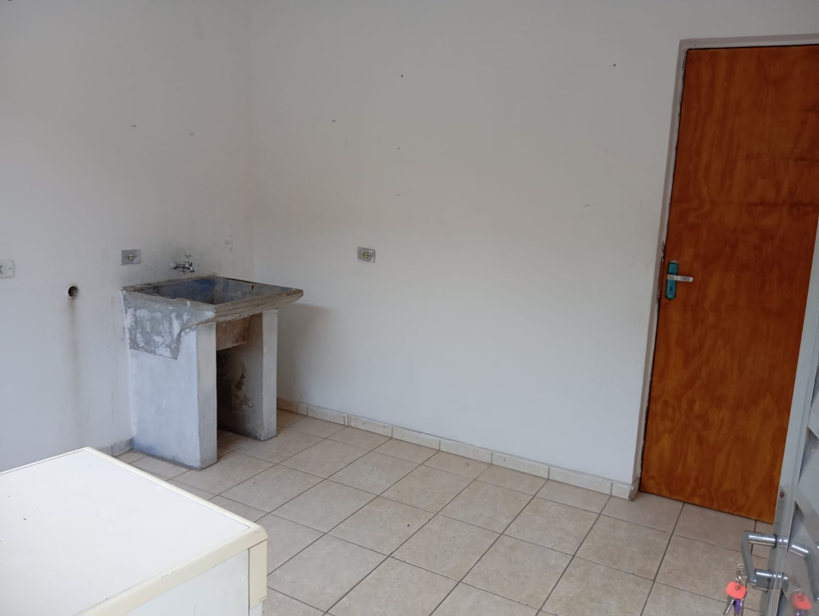 Casa de 3 andares - com dorms e salão comercial -  Nakamura Park - Cotia/SP