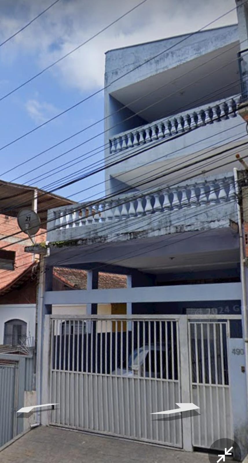 Casa de 3 andares - com dorms e salão comercial -  Nakamura Park - Cotia/SP