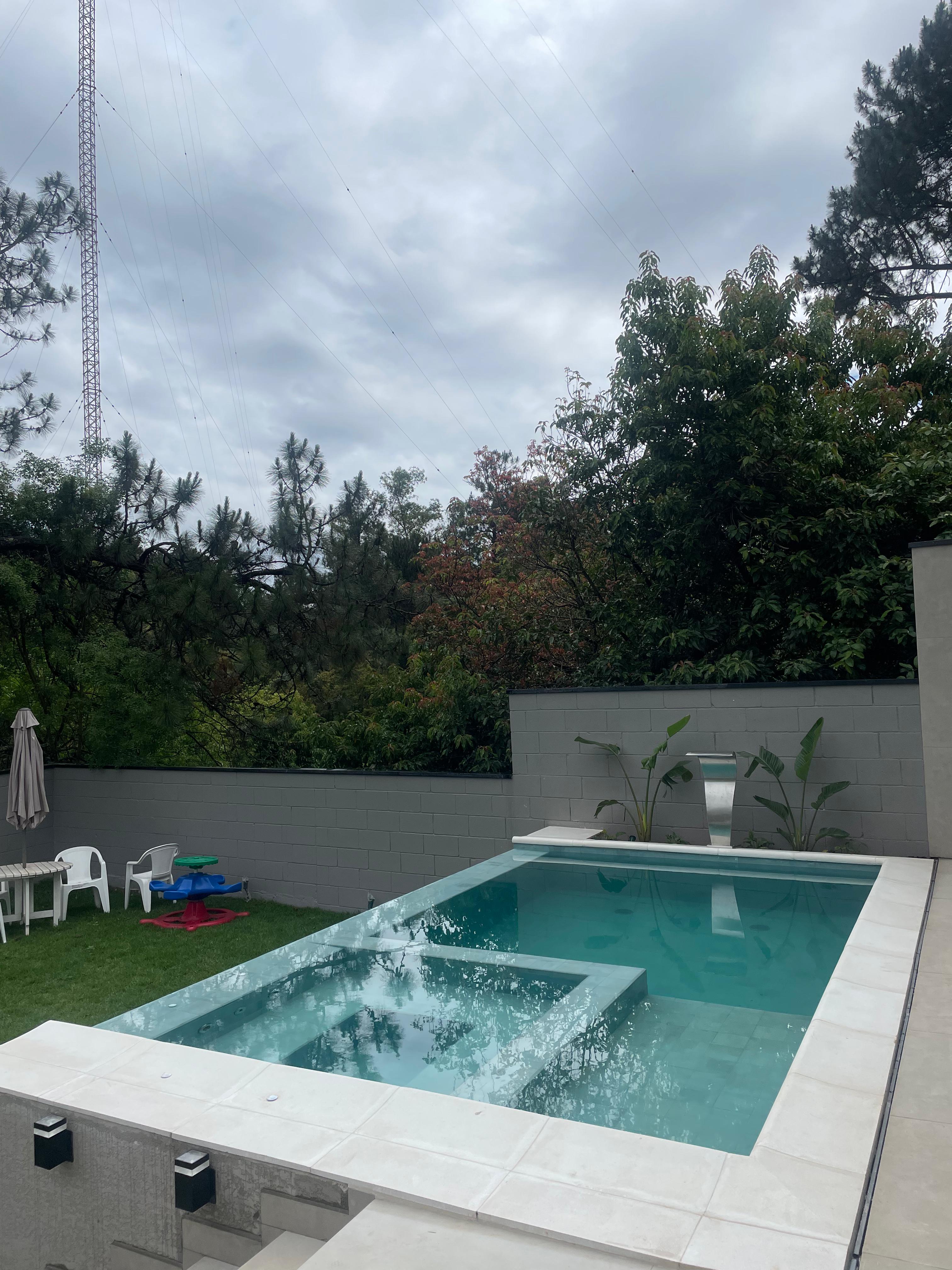 NOVÍSSIMA CASA 03 SUÍTES E PISCINA DE BORDA INFINITA - Gramado - Cotia/SP