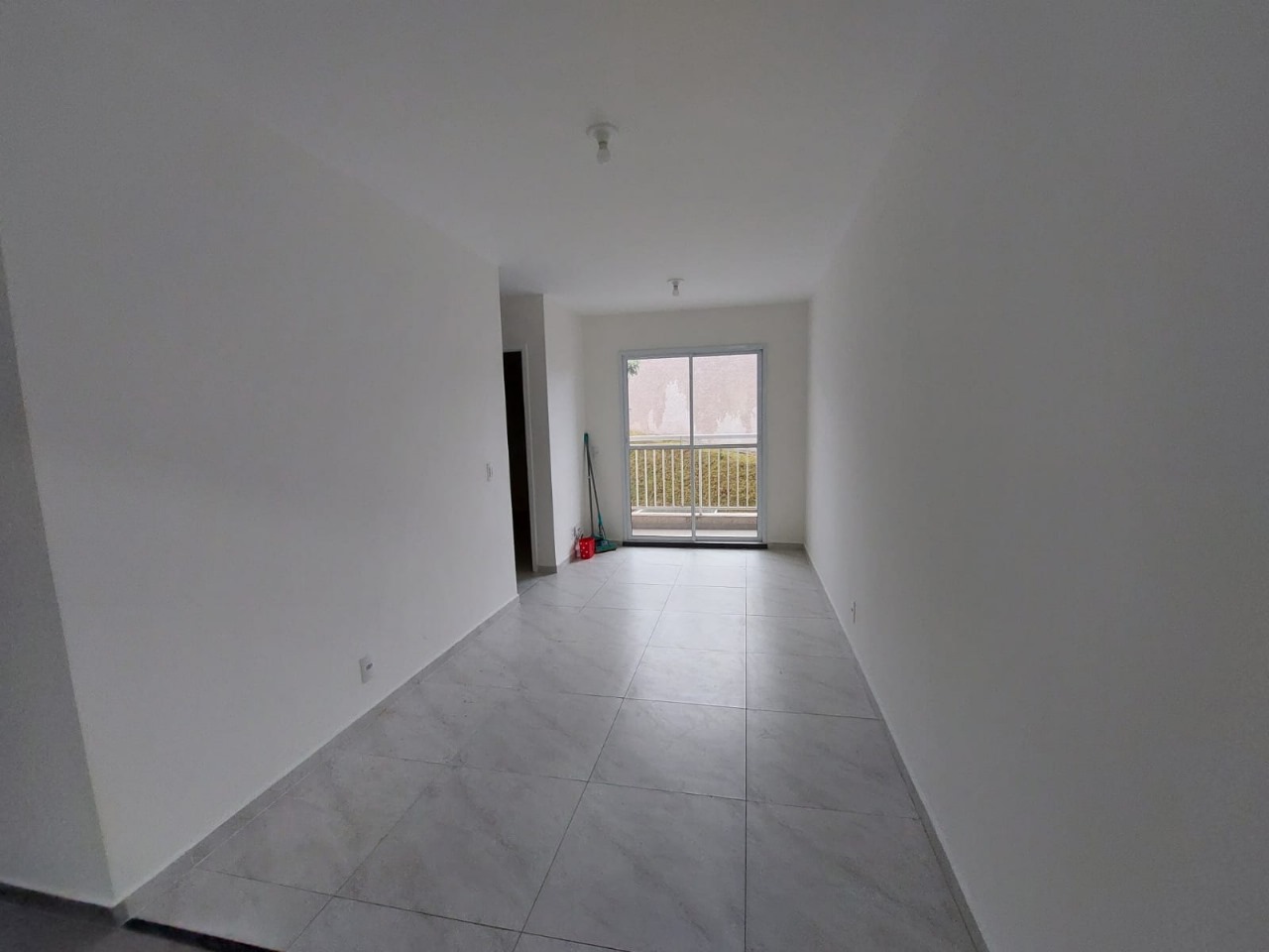 Apartamento à venda com 2 quartos, 48m² - Foto 2