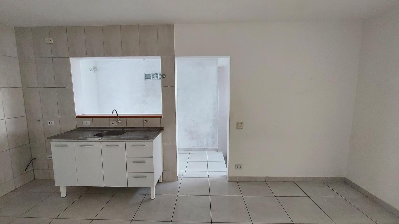 Casa para alugar com 3 quartos, 80m² - Foto 18