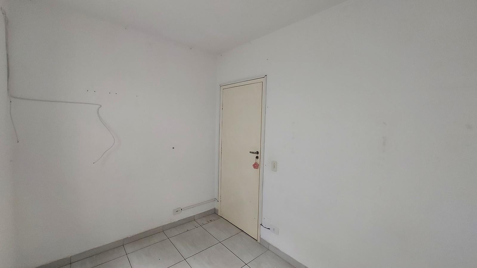 Casa para alugar com 3 quartos, 80m² - Foto 13