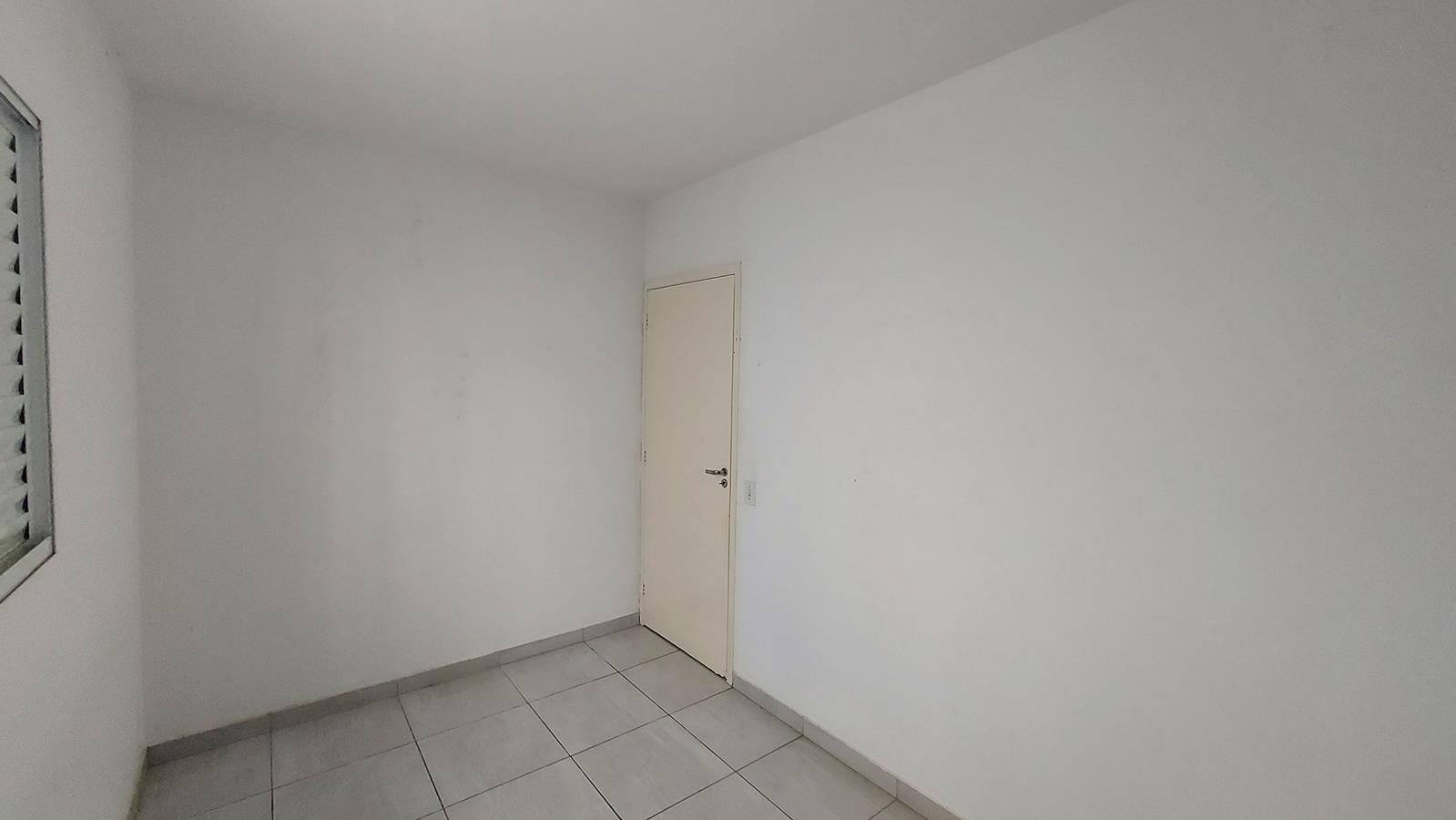 Casa para alugar com 3 quartos, 80m² - Foto 11