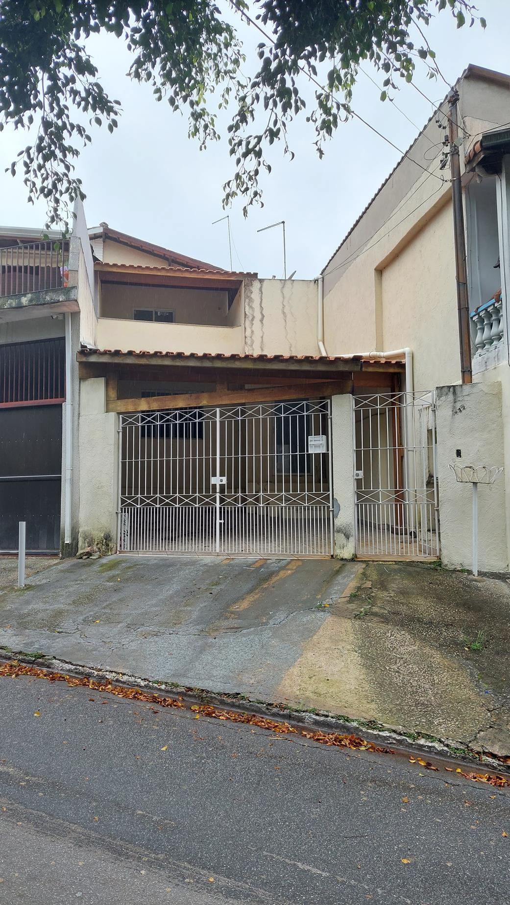 Casa para alugar com 3 quartos, 80m² - Foto 1