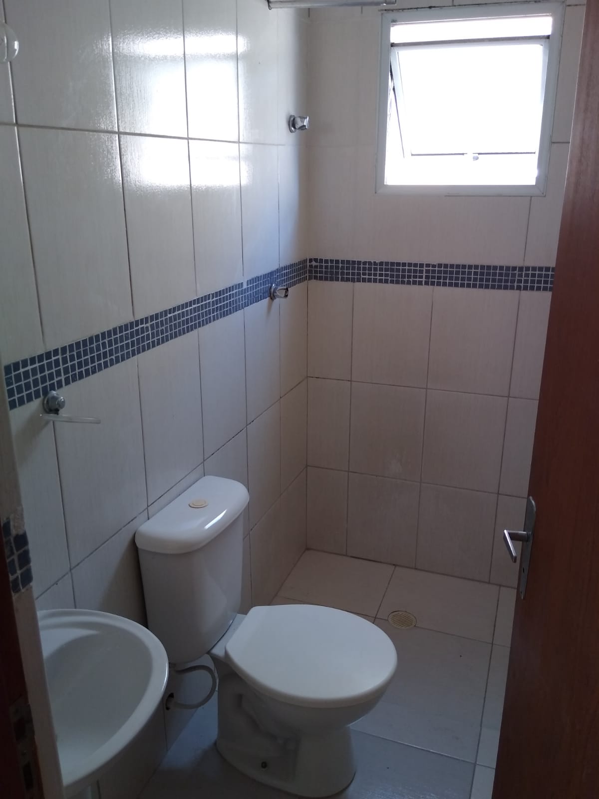 Casa para alugar com 2 quartos, 85m² - Foto 12