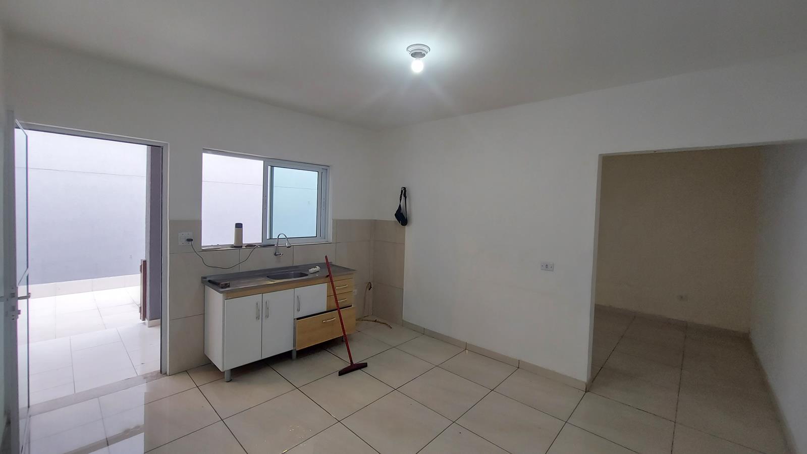 Casa para alugar com 1 quarto, 60m² - Foto 3