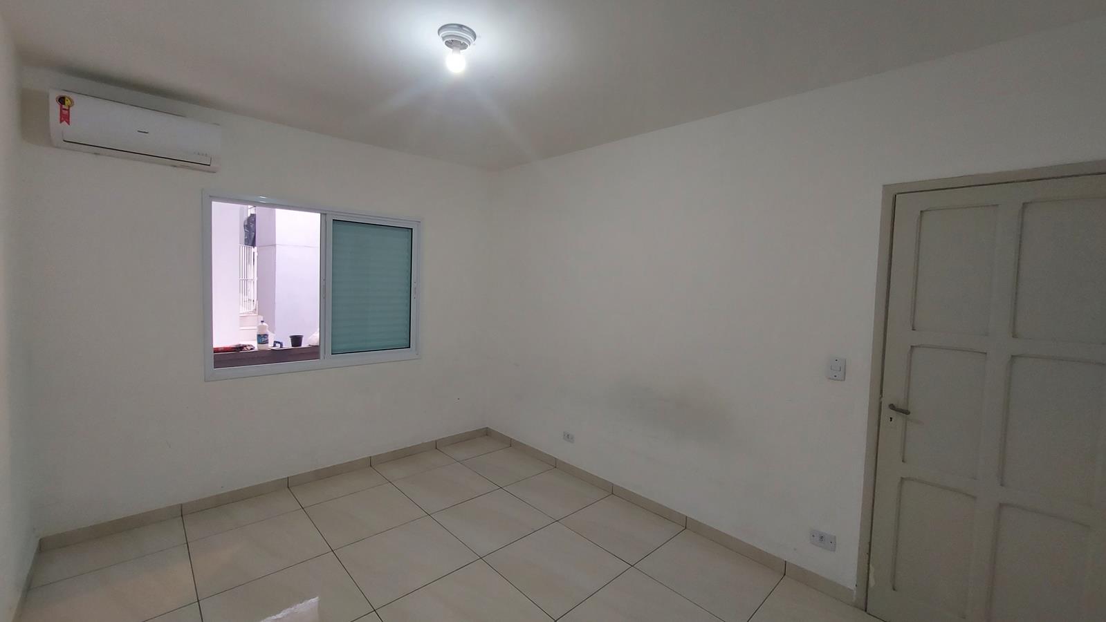 Casa para alugar com 1 quarto, 60m² - Foto 4