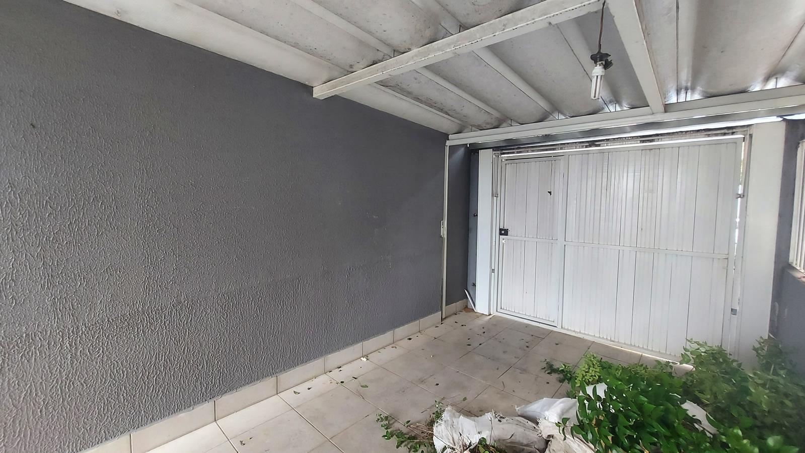 Casa para alugar com 1 quarto, 60m² - Foto 11