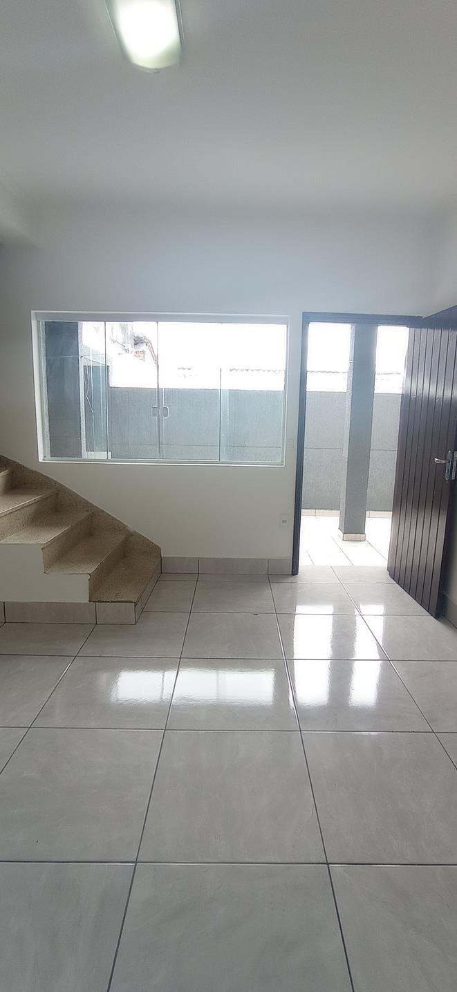 Casa para alugar com 1 quarto, 70m² - Foto 2