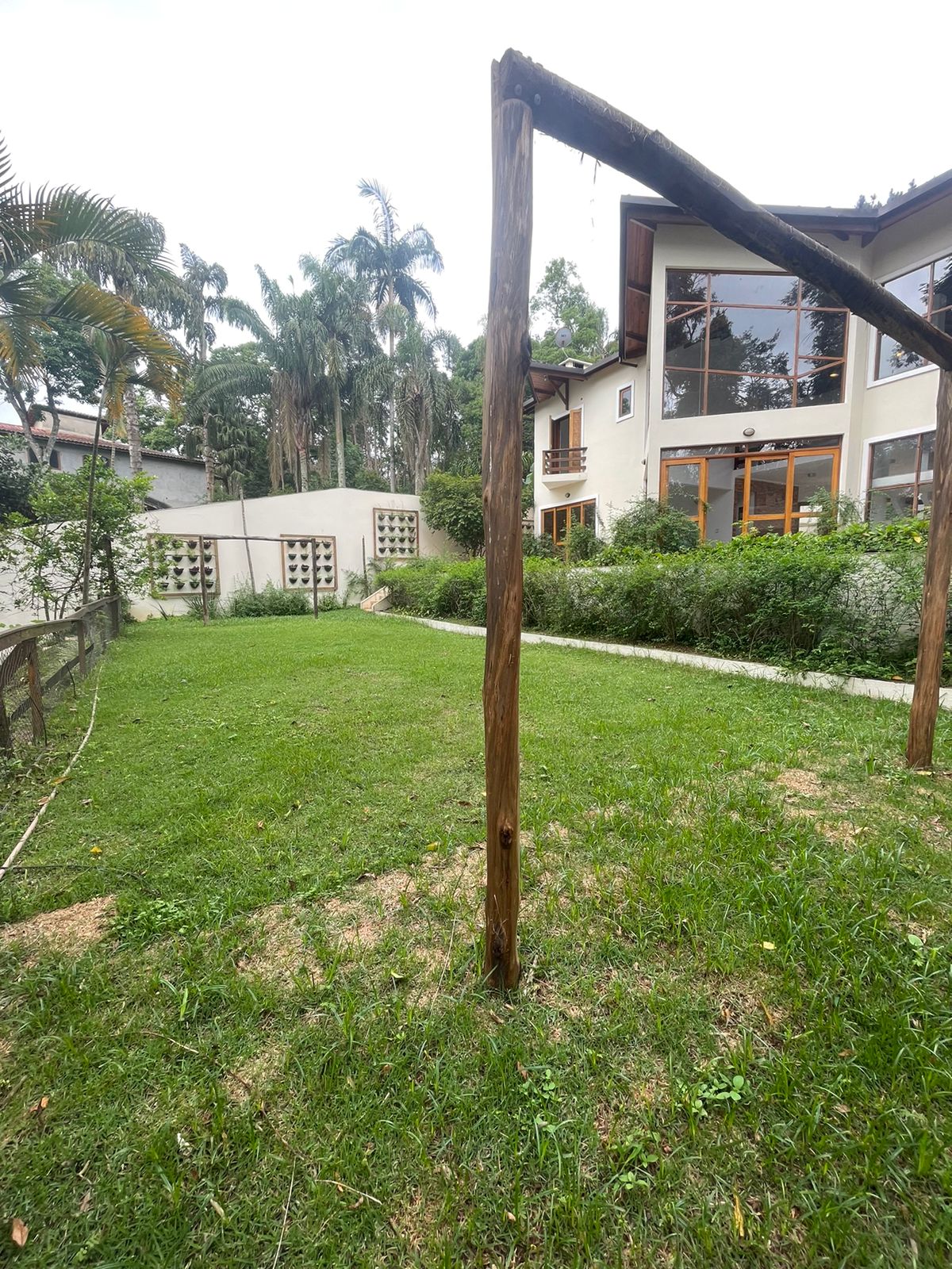 Casa para alugar com 4 quartos, 286m² - Foto 38