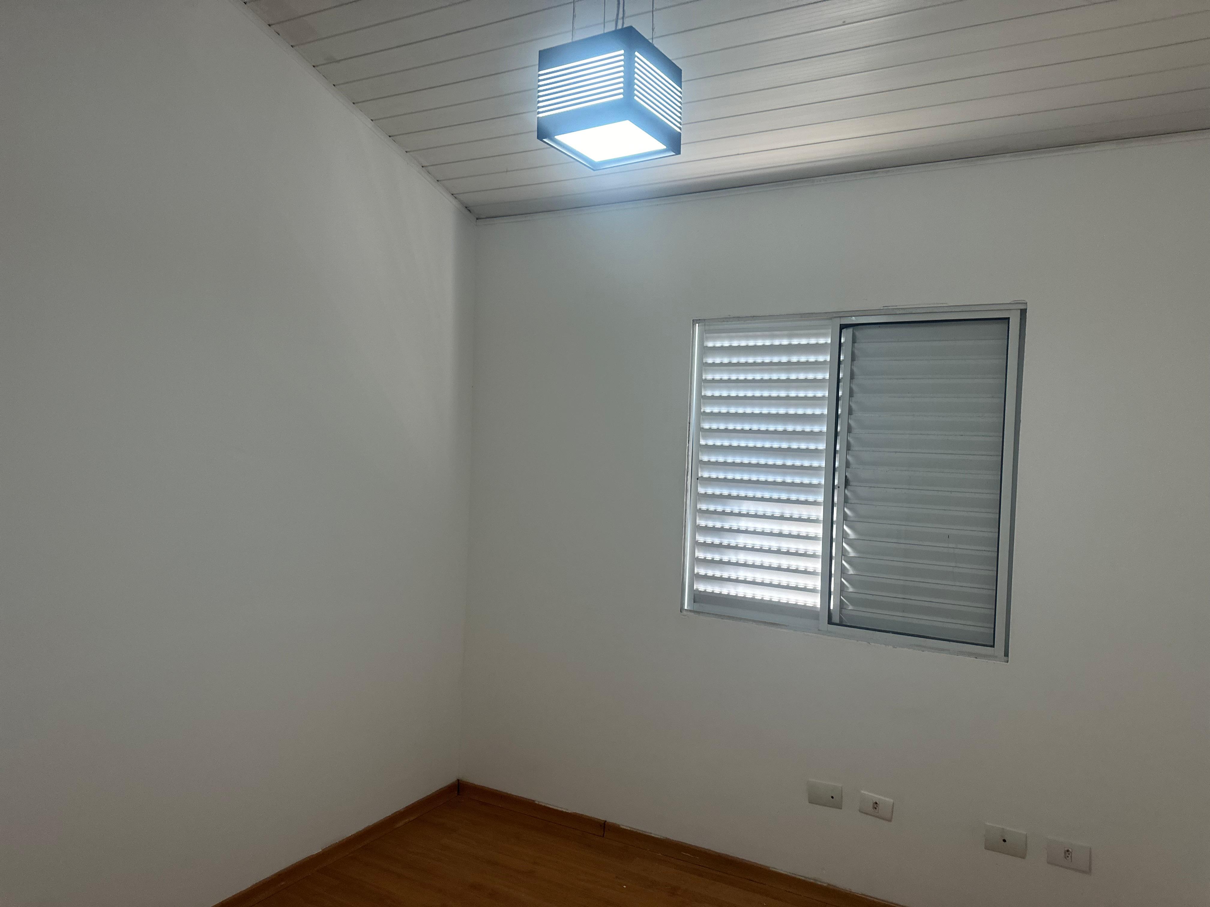 Casa à venda com 2 quartos, 60m² - Foto 6