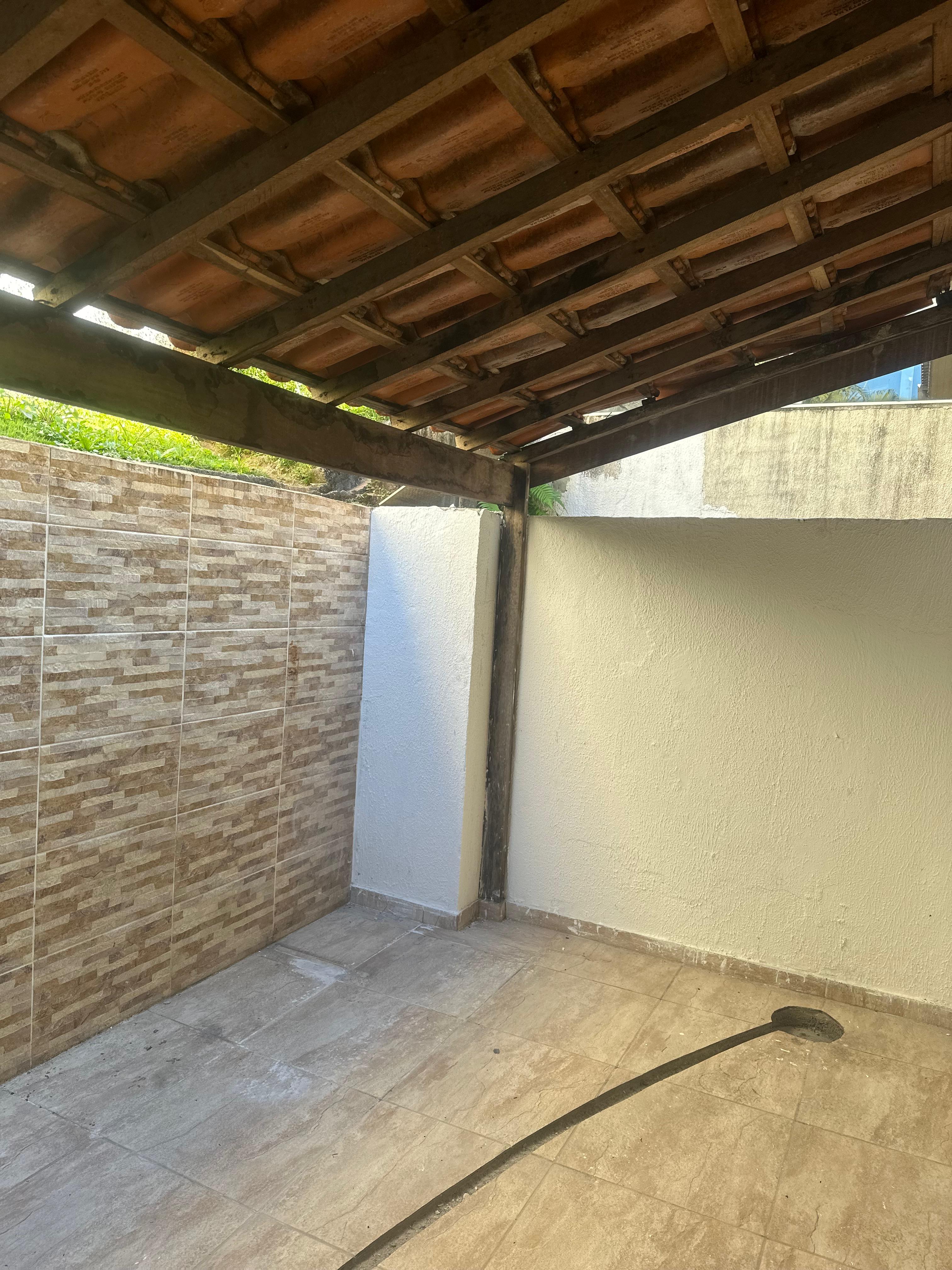 Casa à venda com 2 quartos, 60m² - Foto 12