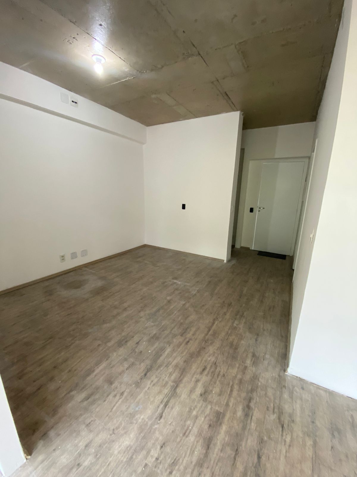 Conjunto Comercial-Sala para alugar com 1 quarto, 66m² - Foto 8