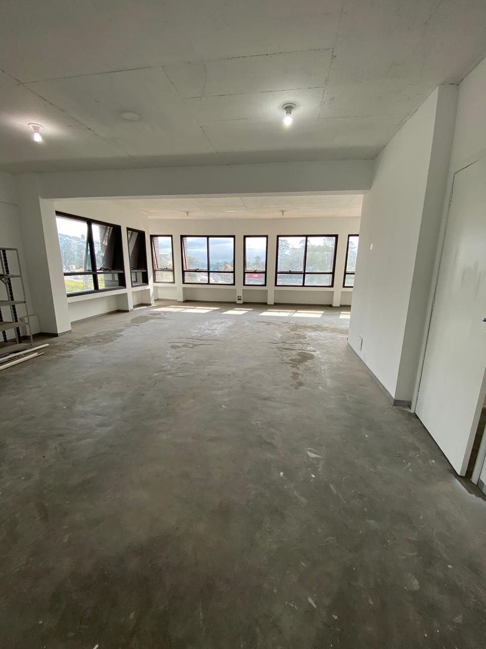 Conjunto Comercial-Sala para alugar com 1 quarto, 89m² - Foto 8