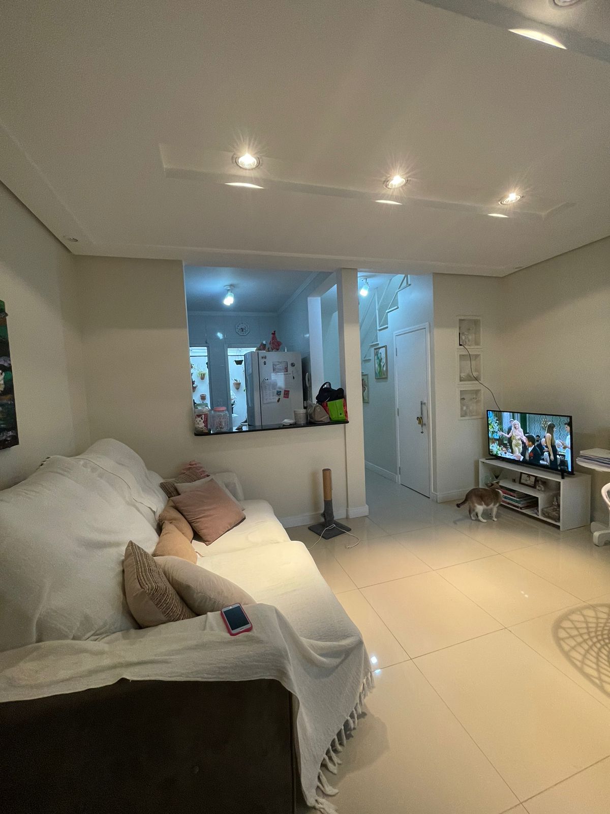 Casa para alugar com 2 quartos, 60m² - Foto 3