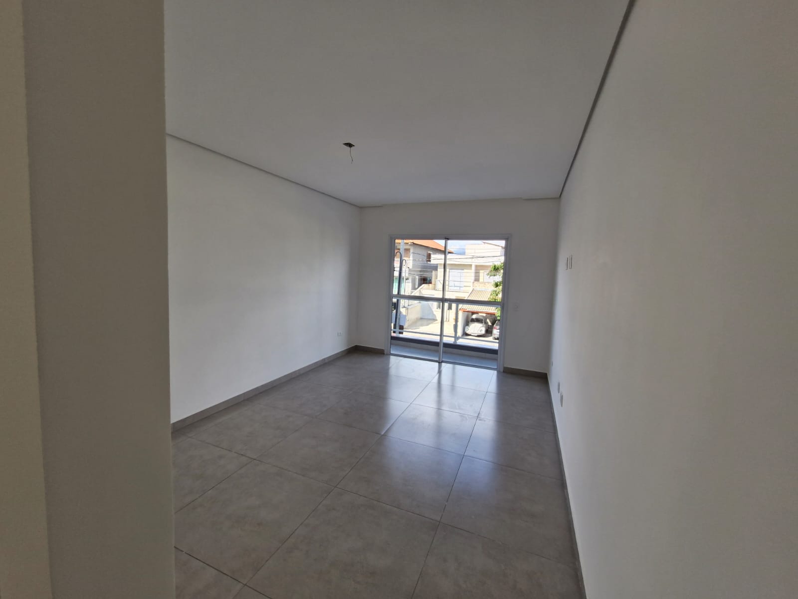 NOVISSIMA!!!  Casa com 02 Dormitórios sendo 01 suíte - Condomínio Residencial Villa D'Este - Jardim Rio das Pedras - Cotia/SP