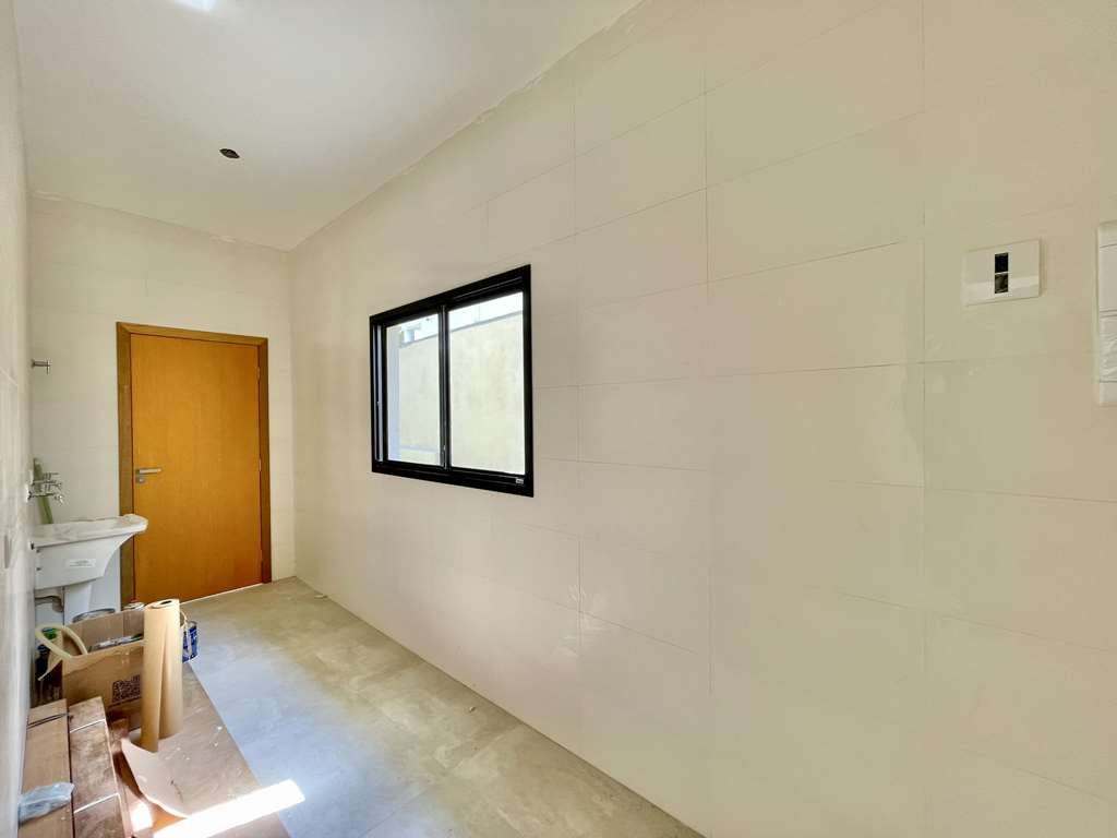 Casa à venda com 3 quartos, 550m² - Foto 10