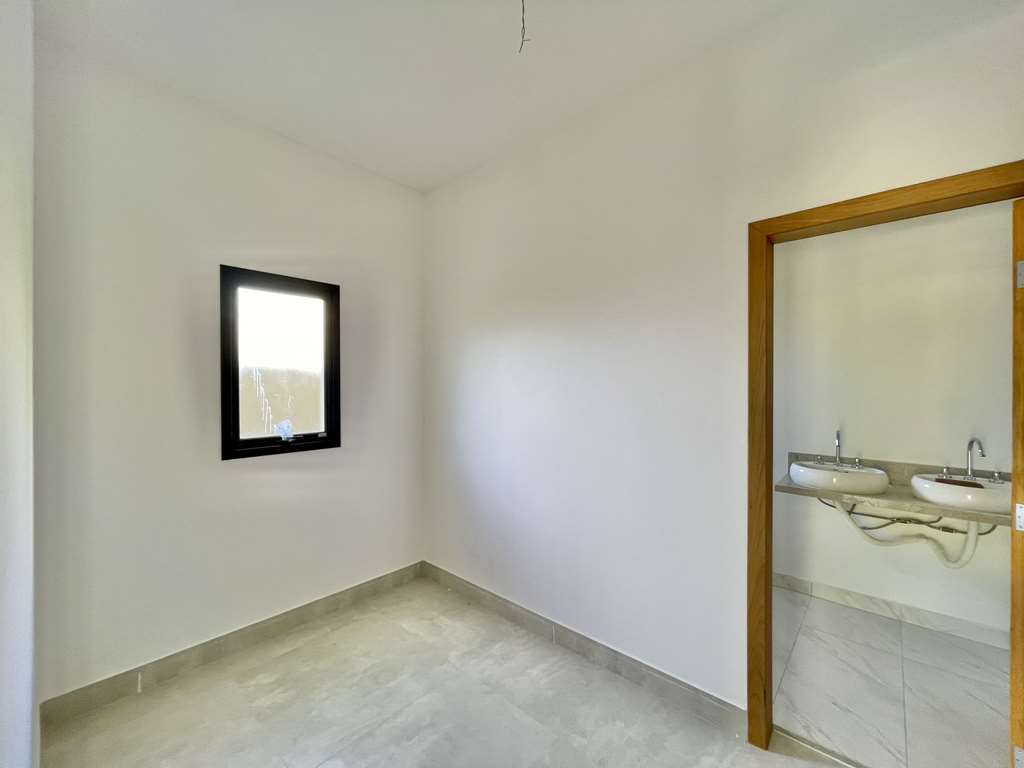 Casa à venda com 3 quartos, 550m² - Foto 17