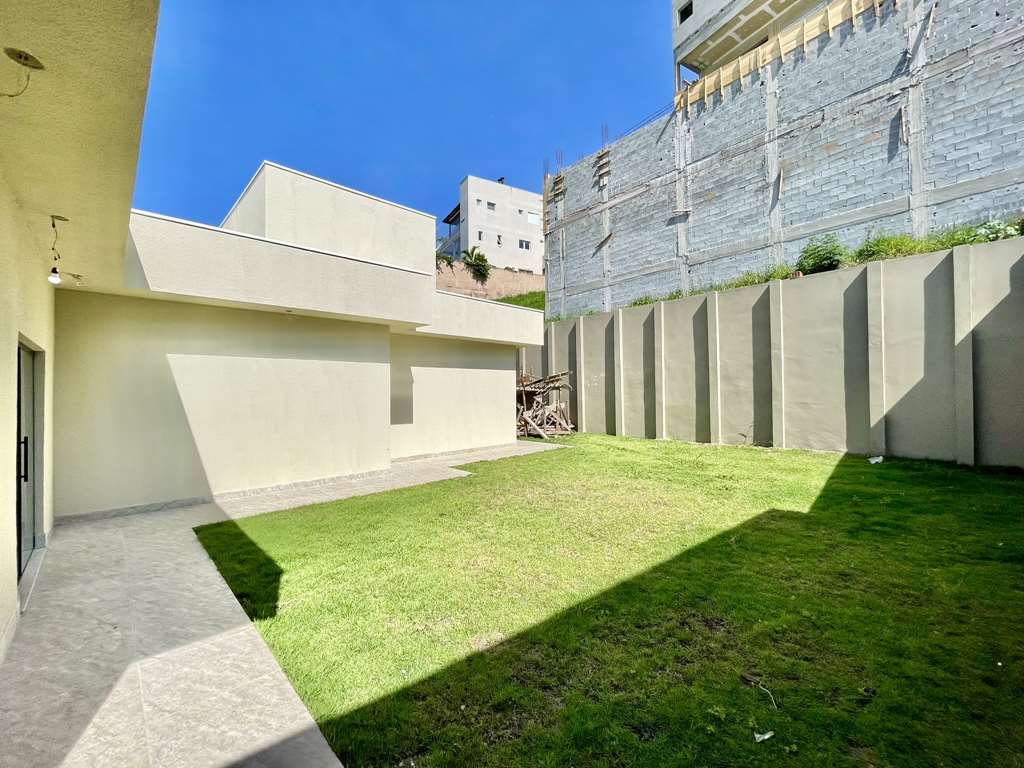 Casa à venda com 3 quartos, 550m² - Foto 36