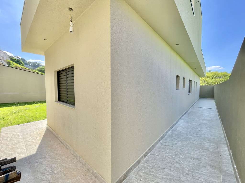 Casa à venda com 3 quartos, 550m² - Foto 33