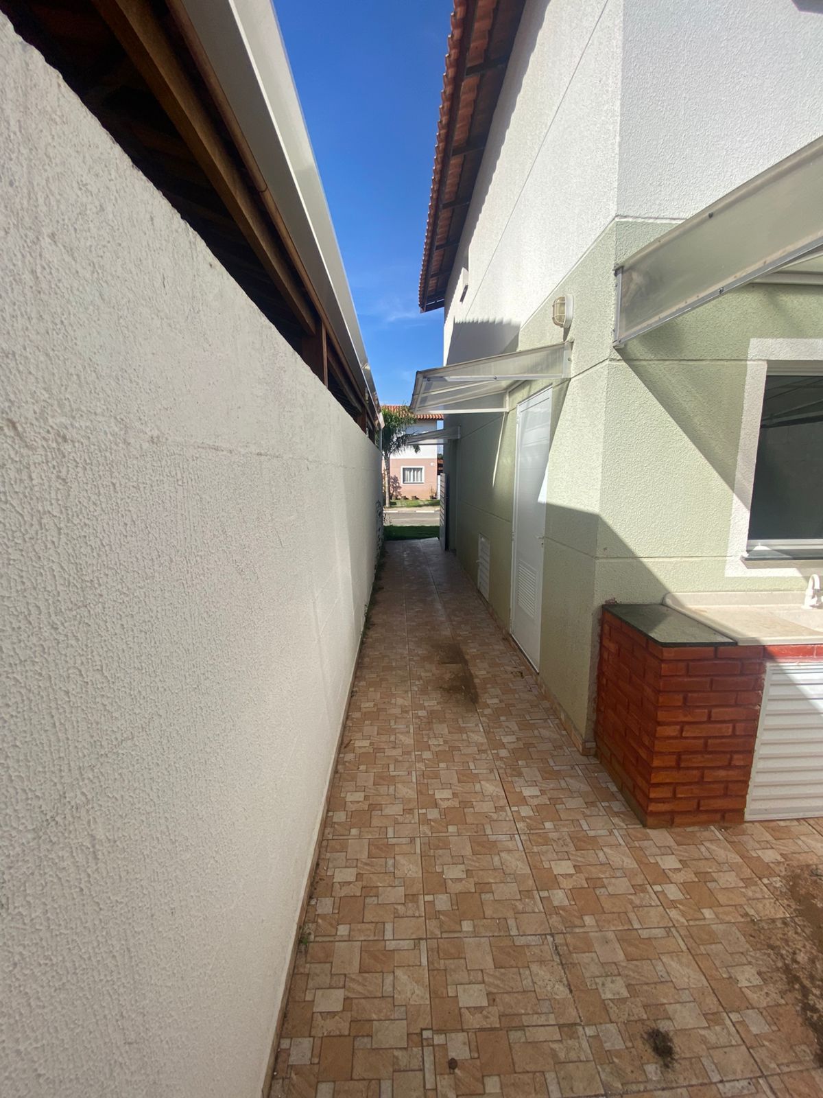 Casa para alugar com 2 quartos, 70m² - Foto 17