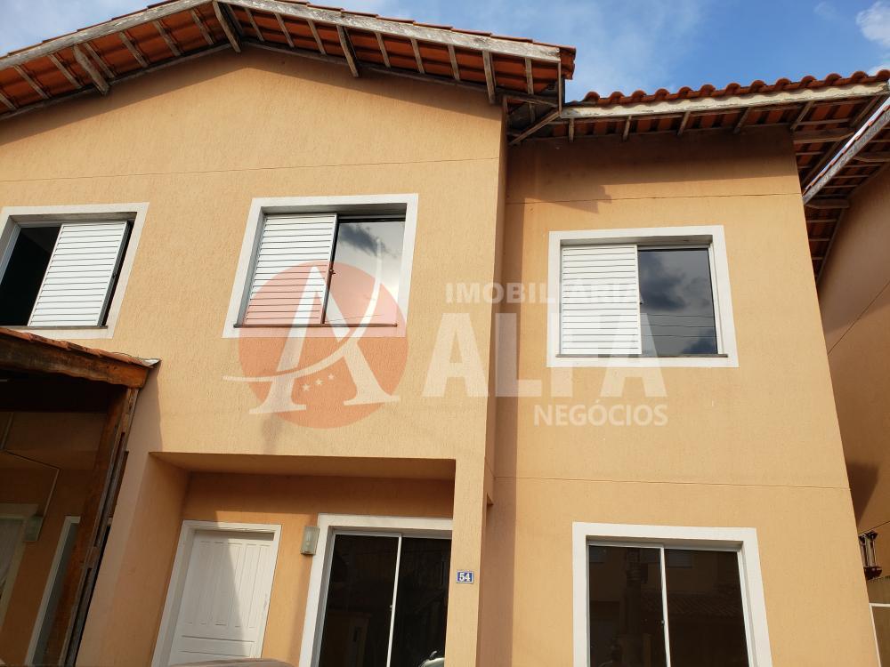 Casa para alugar com 3 quartos, 131m² - Foto 1