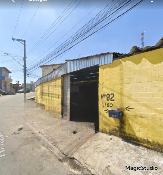 CASA com  COZINHA INDUSTRIAL e GALPÃO  200m2  Km30 - Jardim Barro Branco - Cotia / SP