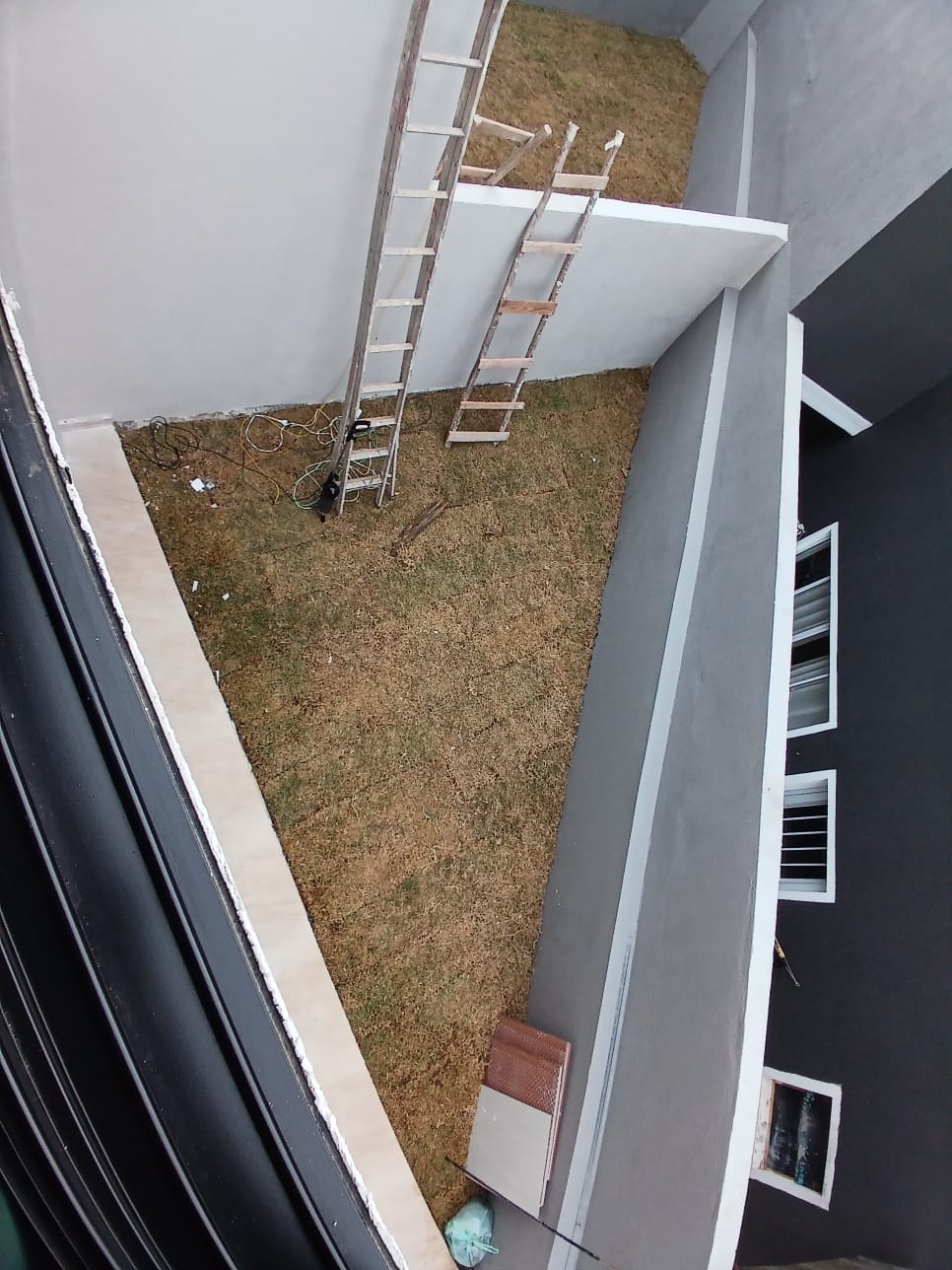 NOVISSIMA!!!  Casa com 02 Dormitórios sendo 01 suíte - Condomínio Residencial Villa D'Este - Jardim Rio das Pedras - Cotia/SP