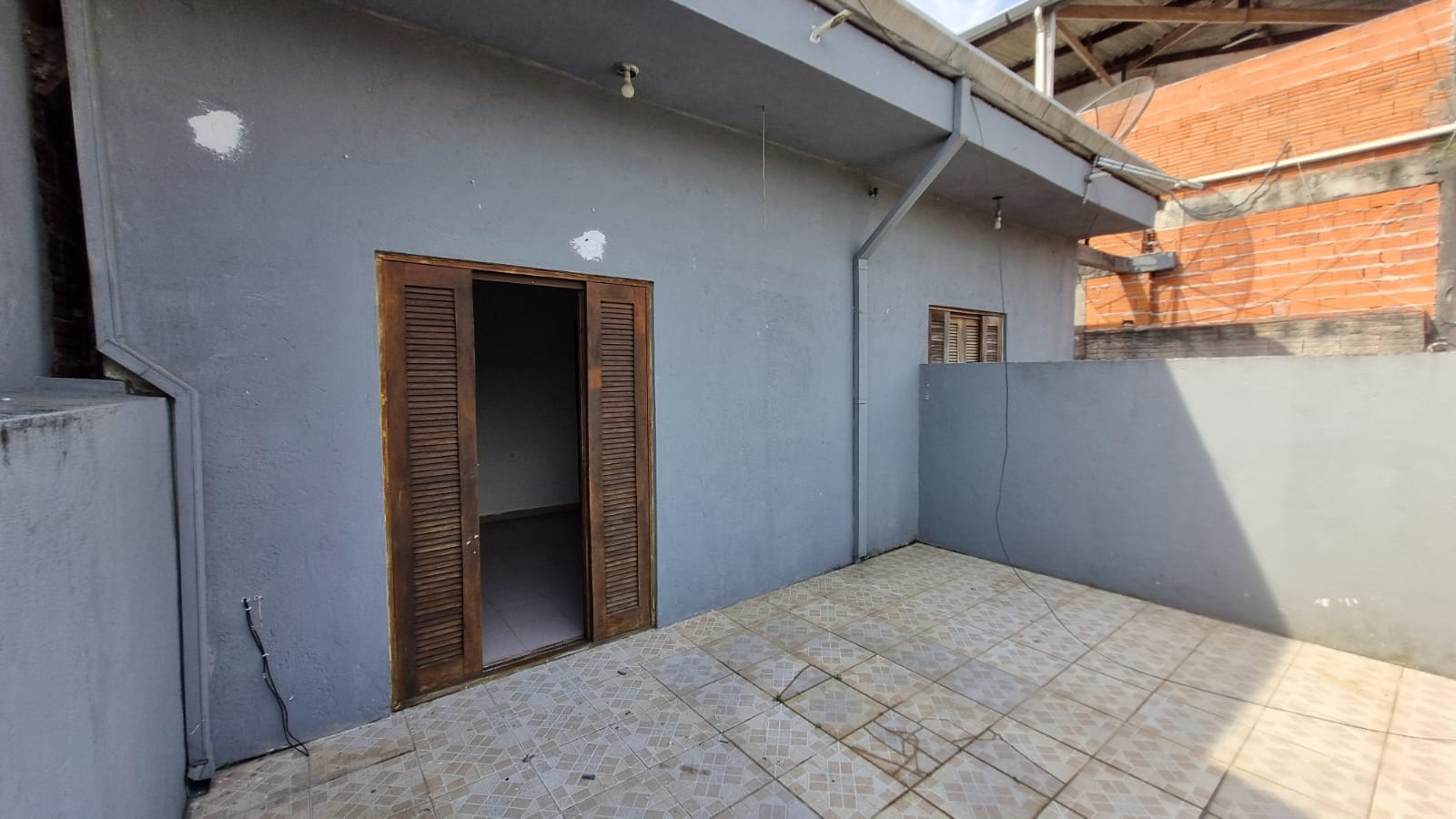 Casa para alugar com 2 quartos, 200m² - Foto 7