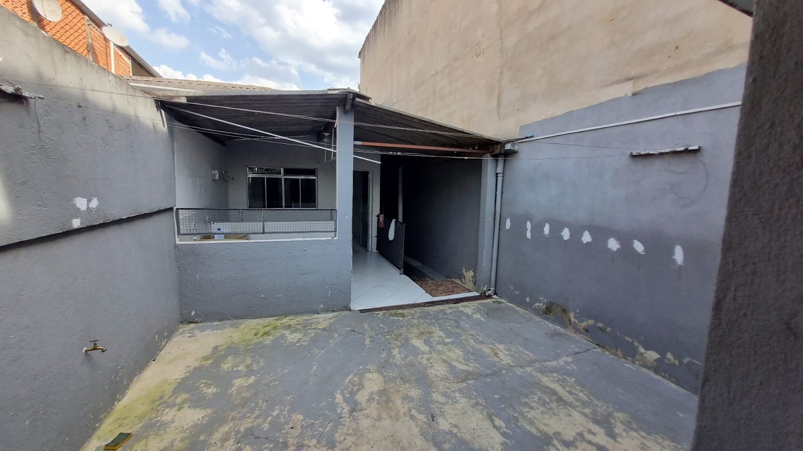 Casa para alugar com 2 quartos, 200m² - Foto 19