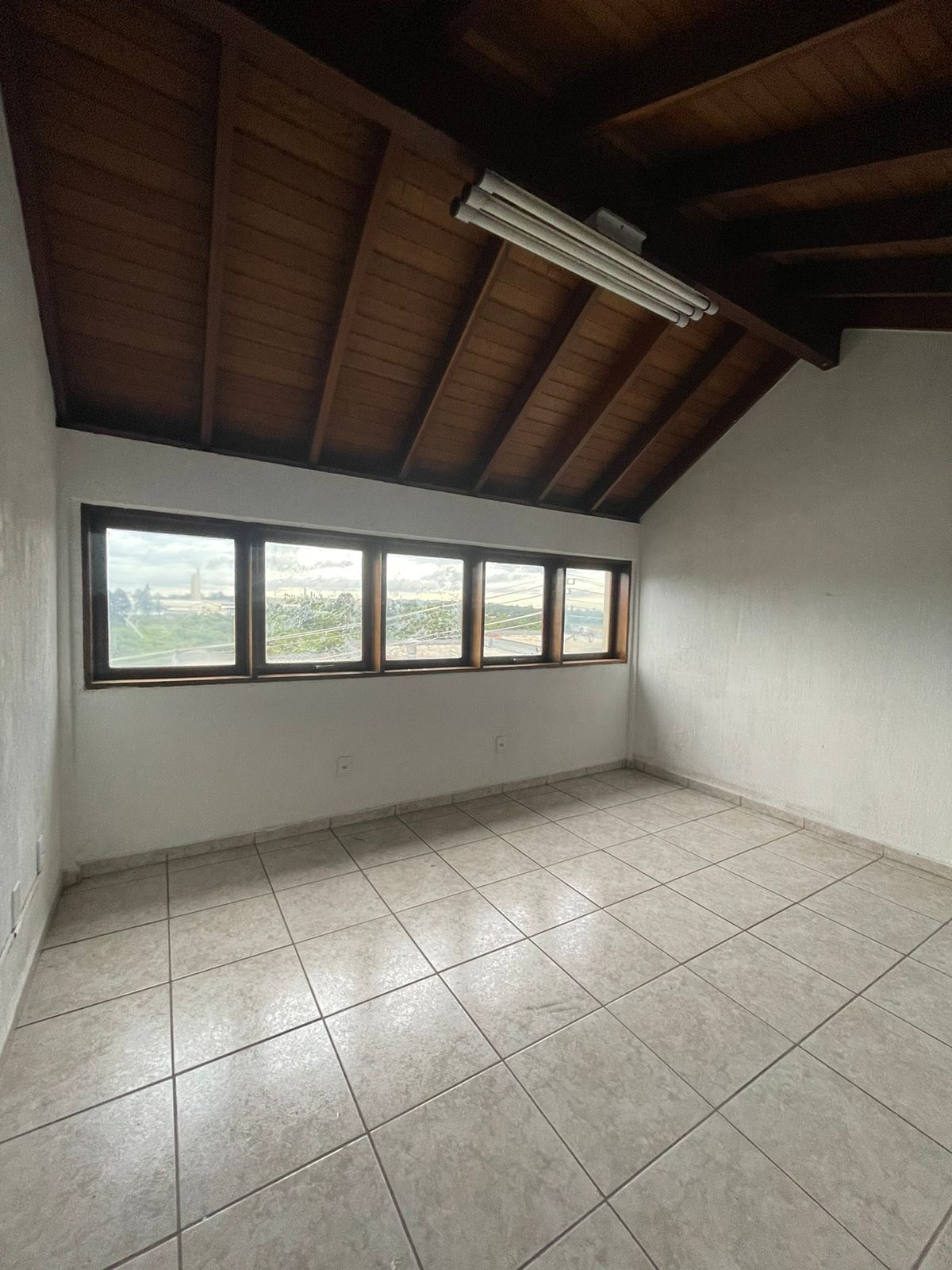 Conjunto Comercial-Sala para alugar com 1 quarto, 60m² - Foto 5