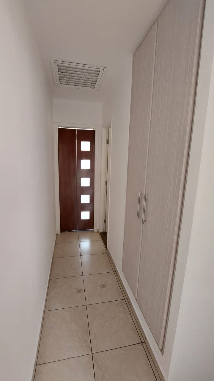 Casa à venda com 2 quartos, 211m² - Foto 5