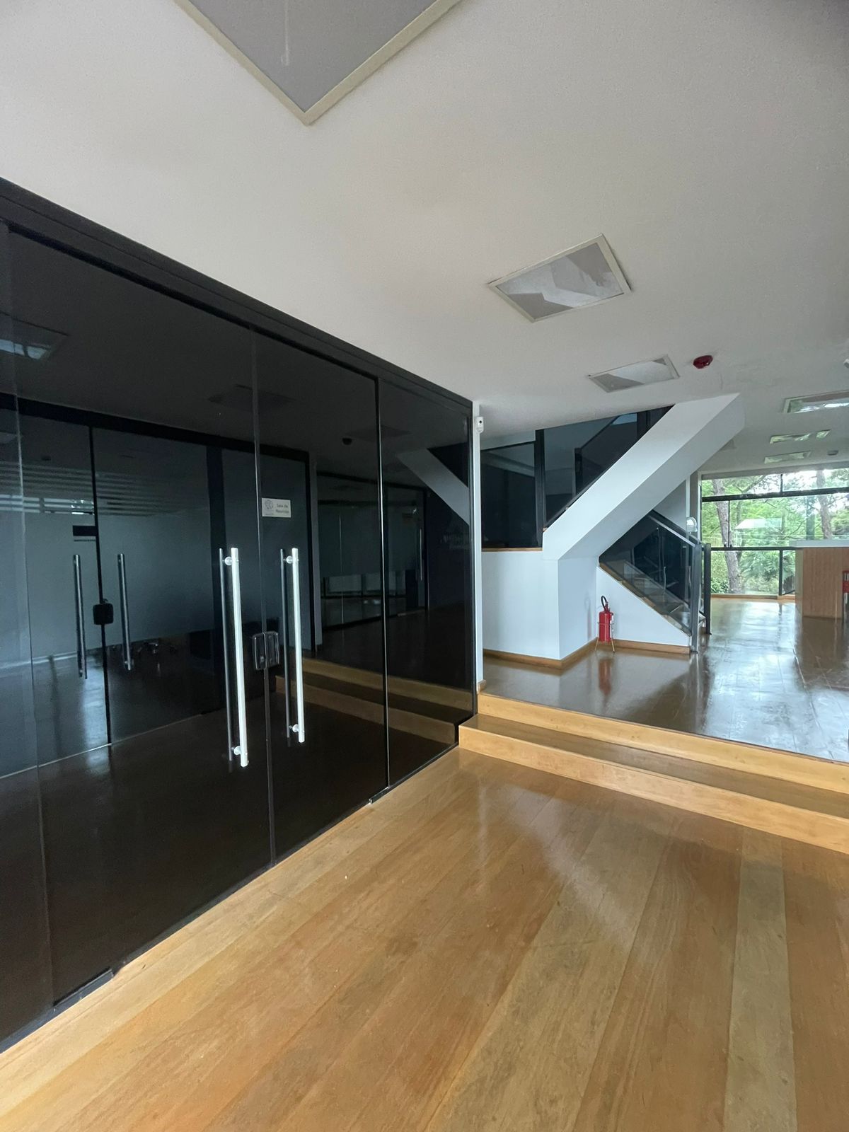 Conjunto Comercial-Sala à venda com 1 quarto, 260m² - Foto 1