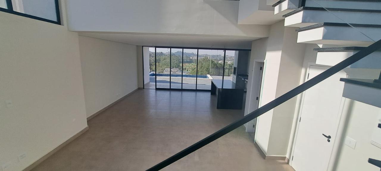 Casa à venda com 3 quartos, 500m² - Foto 2