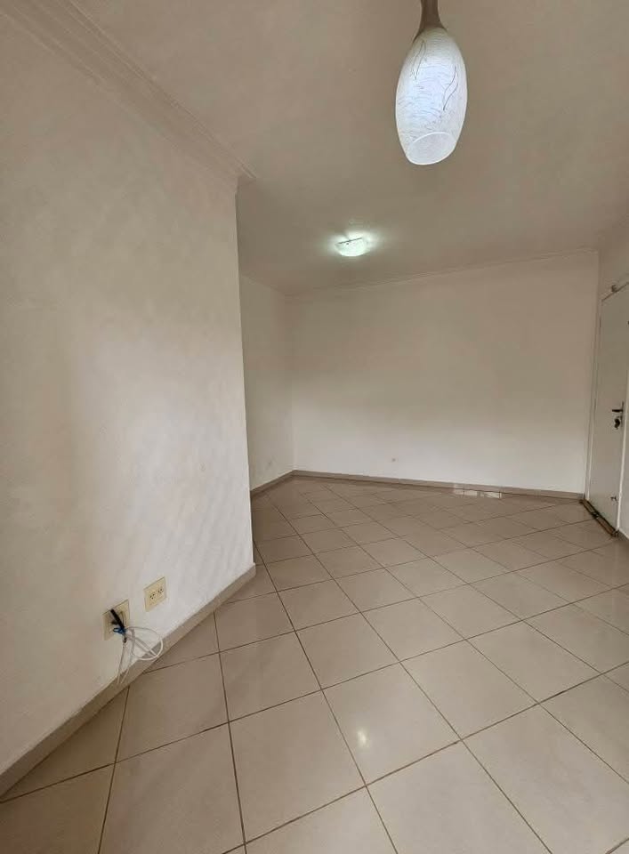 Apartamento para alugar com 2 quartos, 66m² - Foto 2