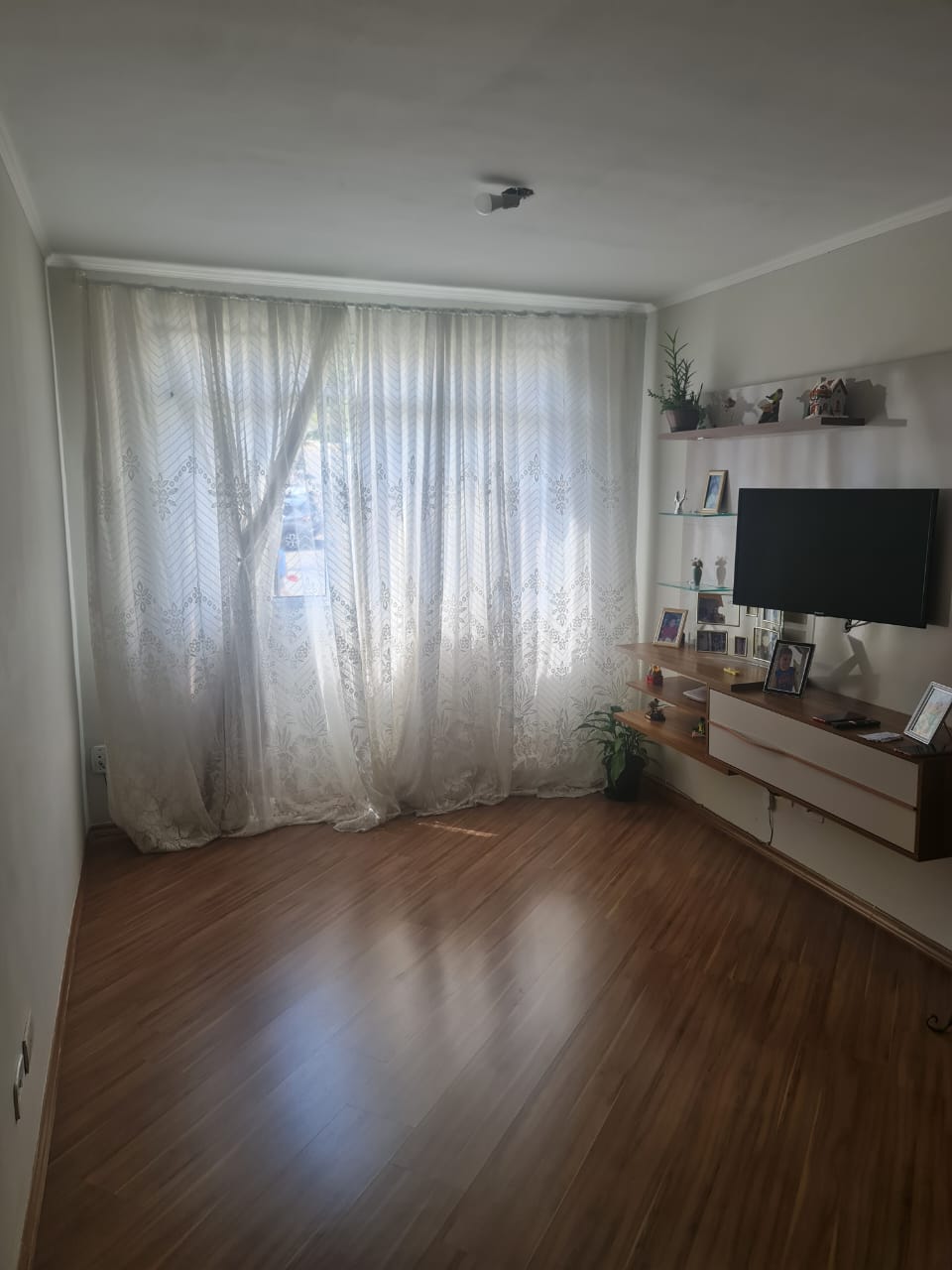 Apartamento à venda com 2 quartos, 64m² - Foto 2