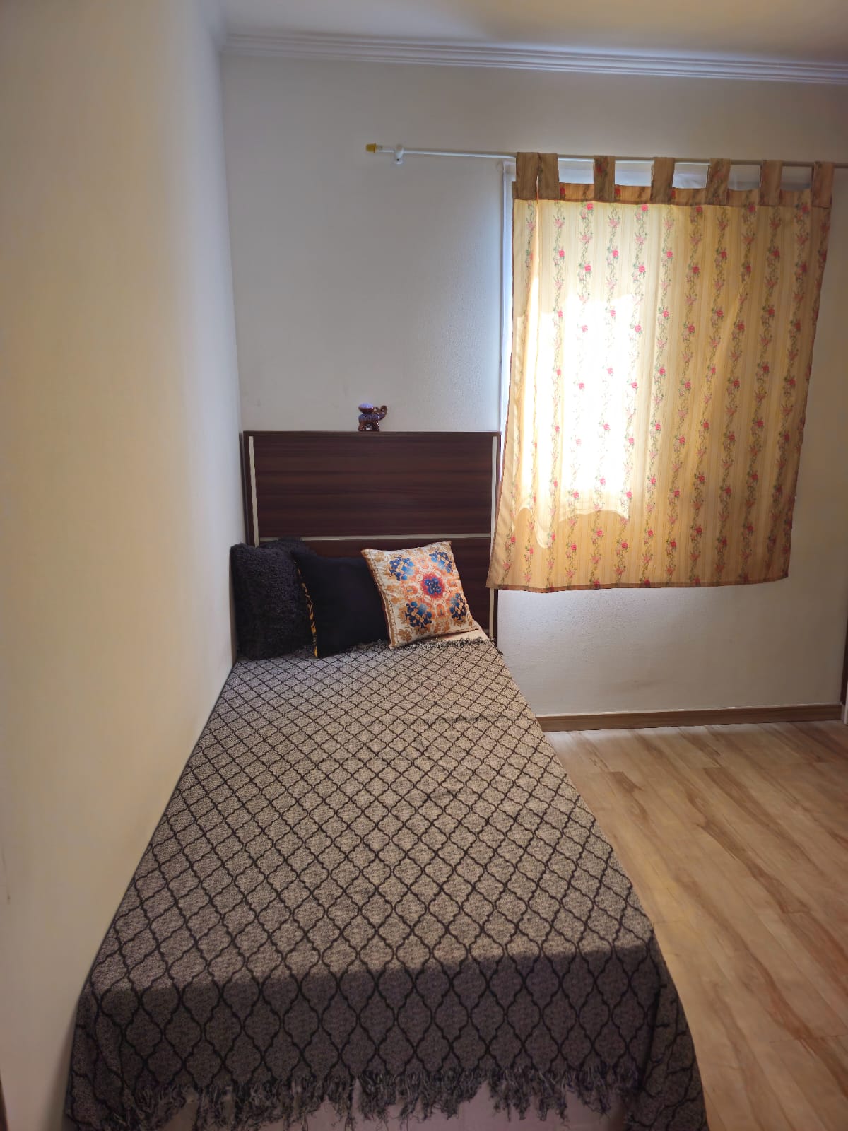 Apartamento - 2 Dormitórios - Edifício Gardenia - Rio das Pedras - Cotia