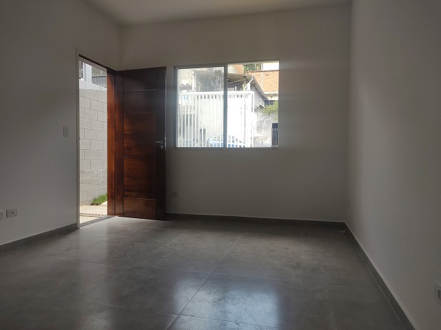 Casa à venda com 2 quartos, 75m² - Foto 8