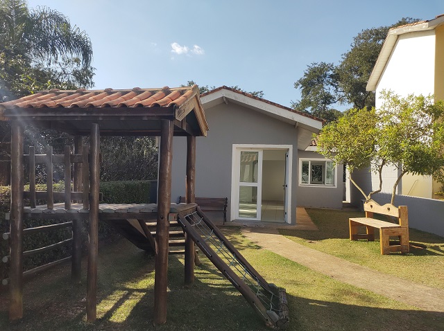 Casa de Condomínio para alugar com 3 quartos, 86m² - Foto 28