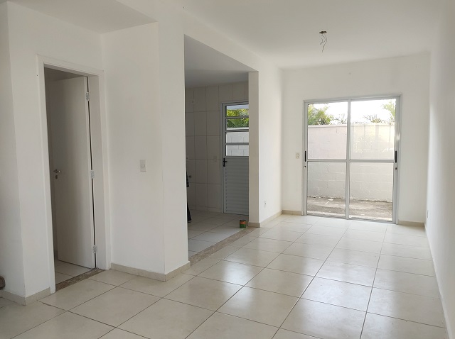 Casa de Condomínio para alugar com 3 quartos, 86m² - Foto 33