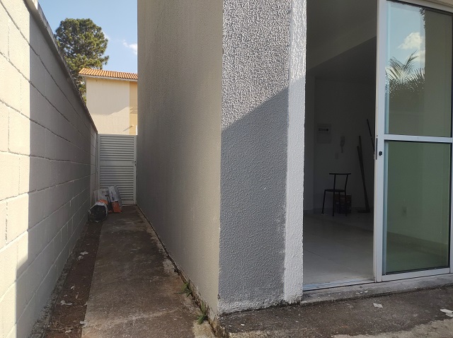 Casa de Condomínio para alugar com 3 quartos, 86m² - Foto 3