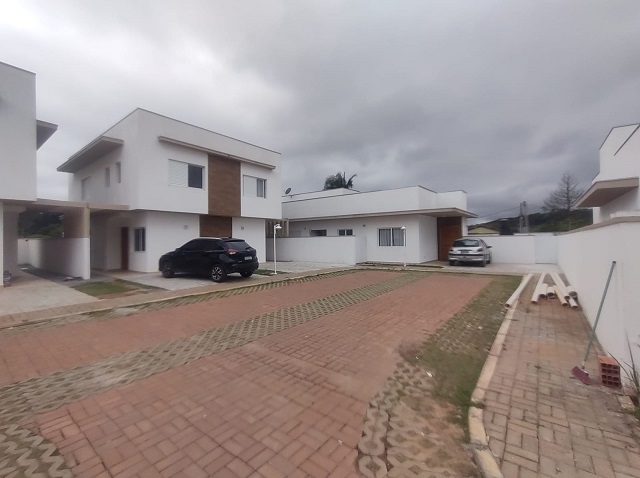 Casa de Condomínio para alugar com 3 quartos, 82m² - Foto 30