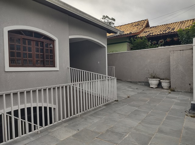 Casa de Condomínio à venda com 5 quartos, 180m² - Foto 4