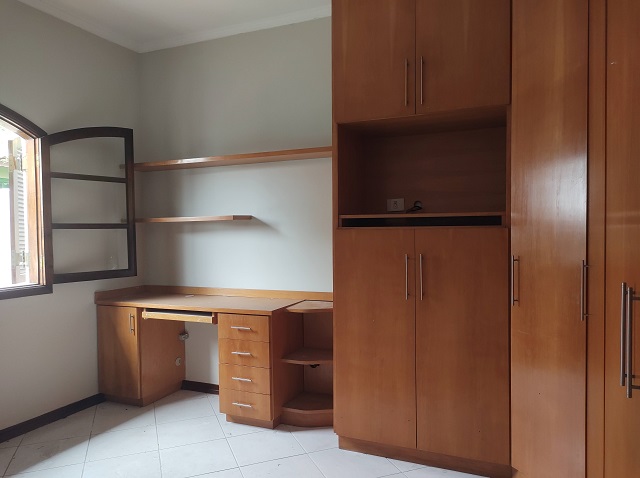 Casa de Condomínio à venda com 5 quartos, 180m² - Foto 15