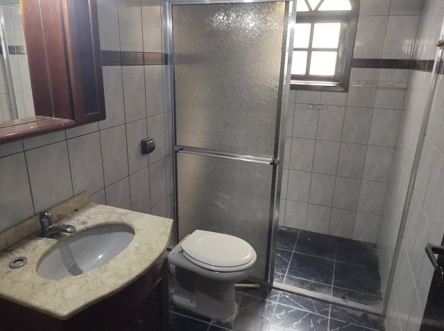 Casa de Condomínio à venda com 5 quartos, 180m² - Foto 18