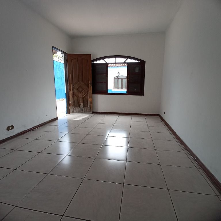 Casa de Condomínio para alugar com 4 quartos, 211m² - Foto 11