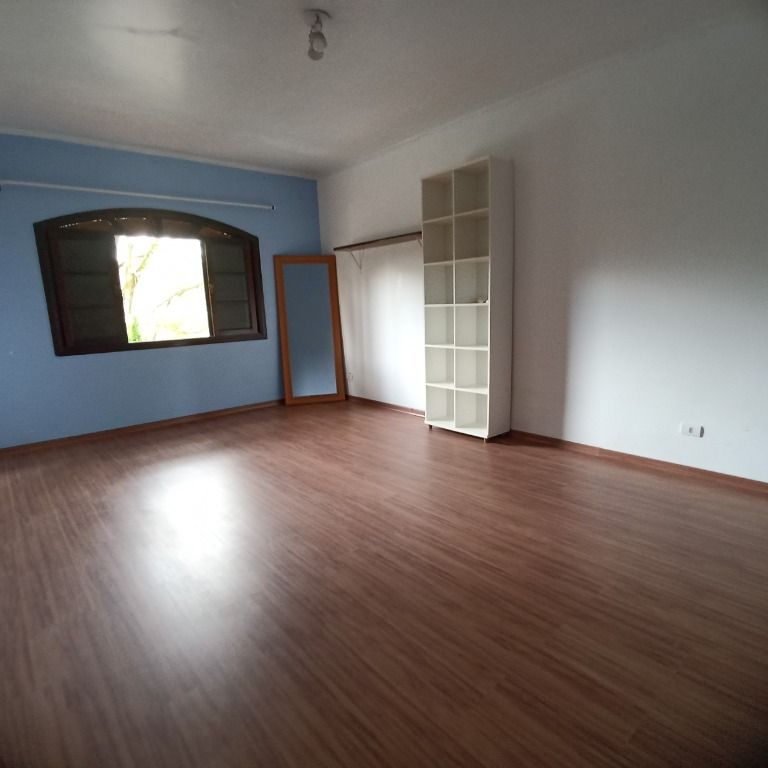 Casa de Condomínio para alugar com 4 quartos, 211m² - Foto 30