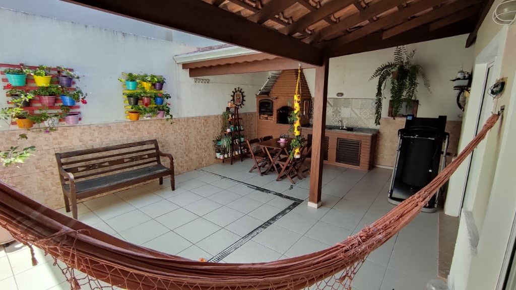 Casa de Condomínio à venda com 3 quartos, 130m² - Foto 3