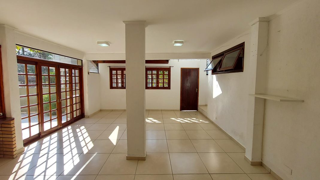 Casa para alugar com 3 quartos, 171m² - Foto 8