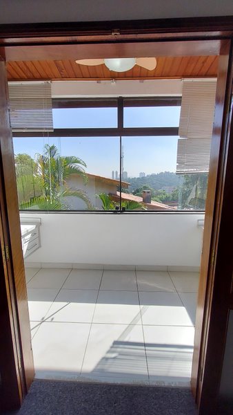 Casa para alugar com 3 quartos, 171m² - Foto 31